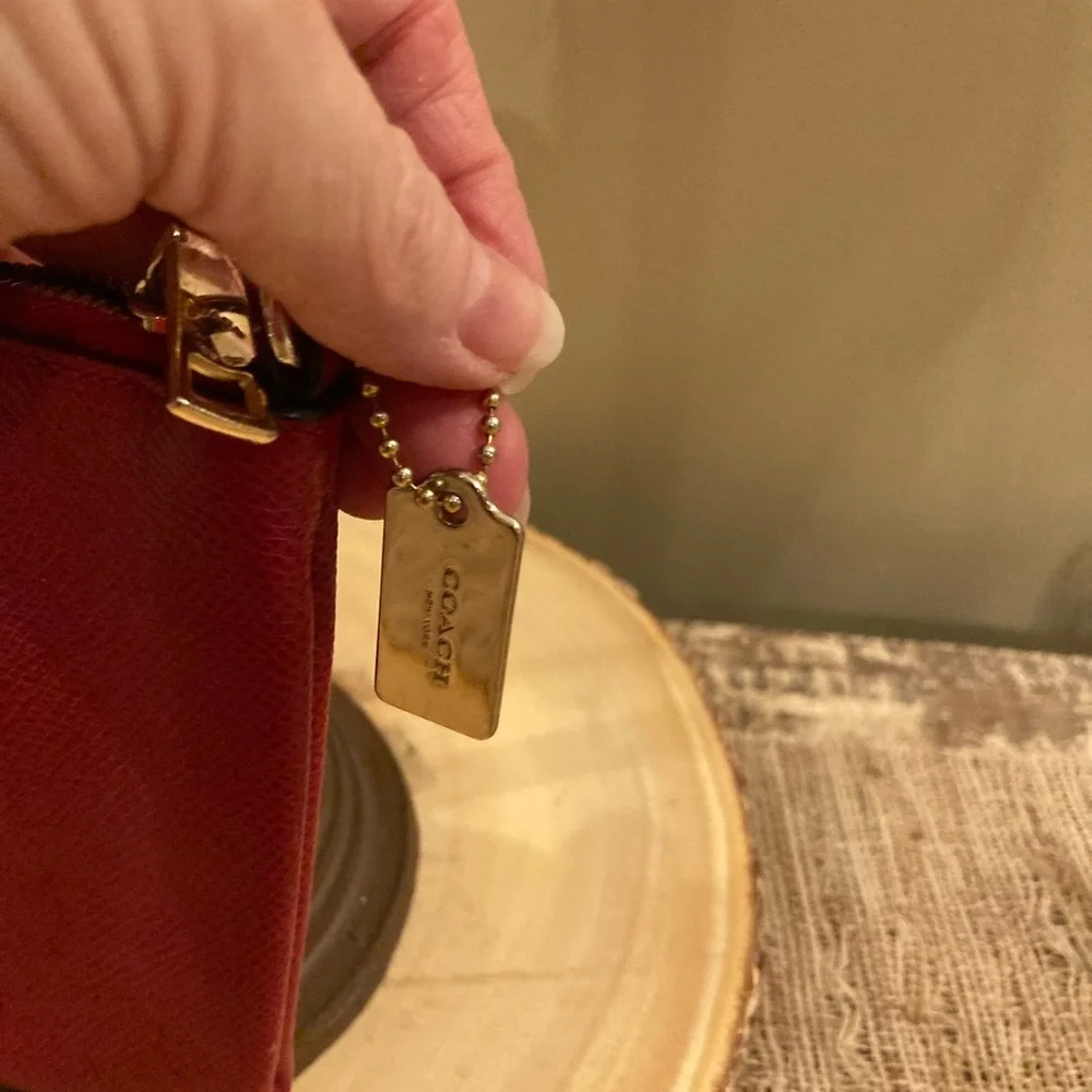 COACH KYLIE CROSSBODY IN EMBOSSED TEXTURED LEATHER‎ Valentine RED MSRP $155